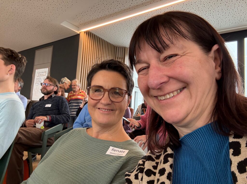 Renate und Beate GruppenfluesterCamp26